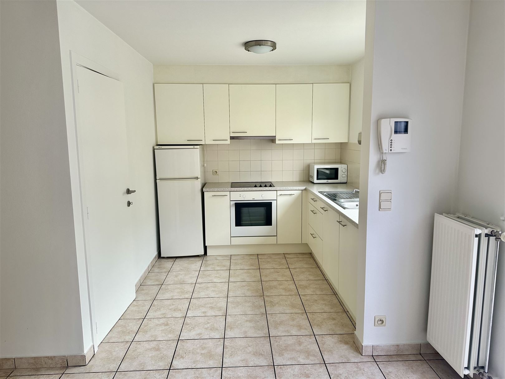 Apartment - photo 4