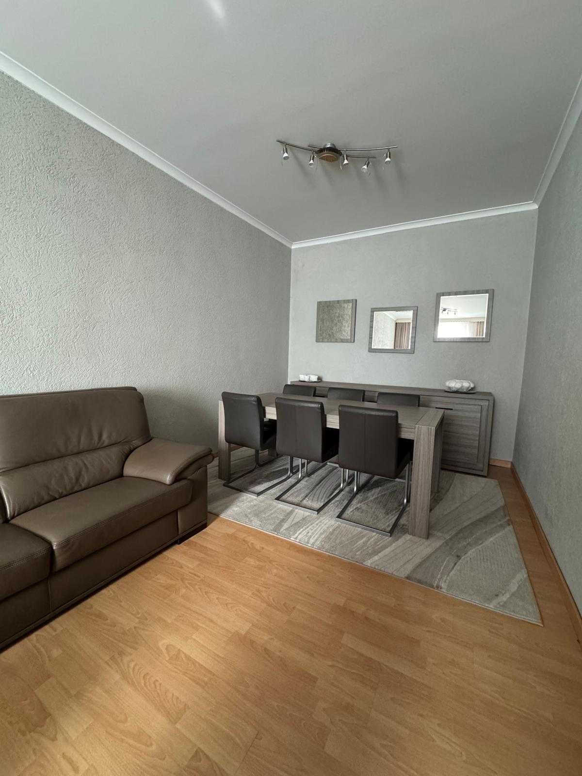 Huis te koop in Berchem met 5 slaapkamers - foto 4