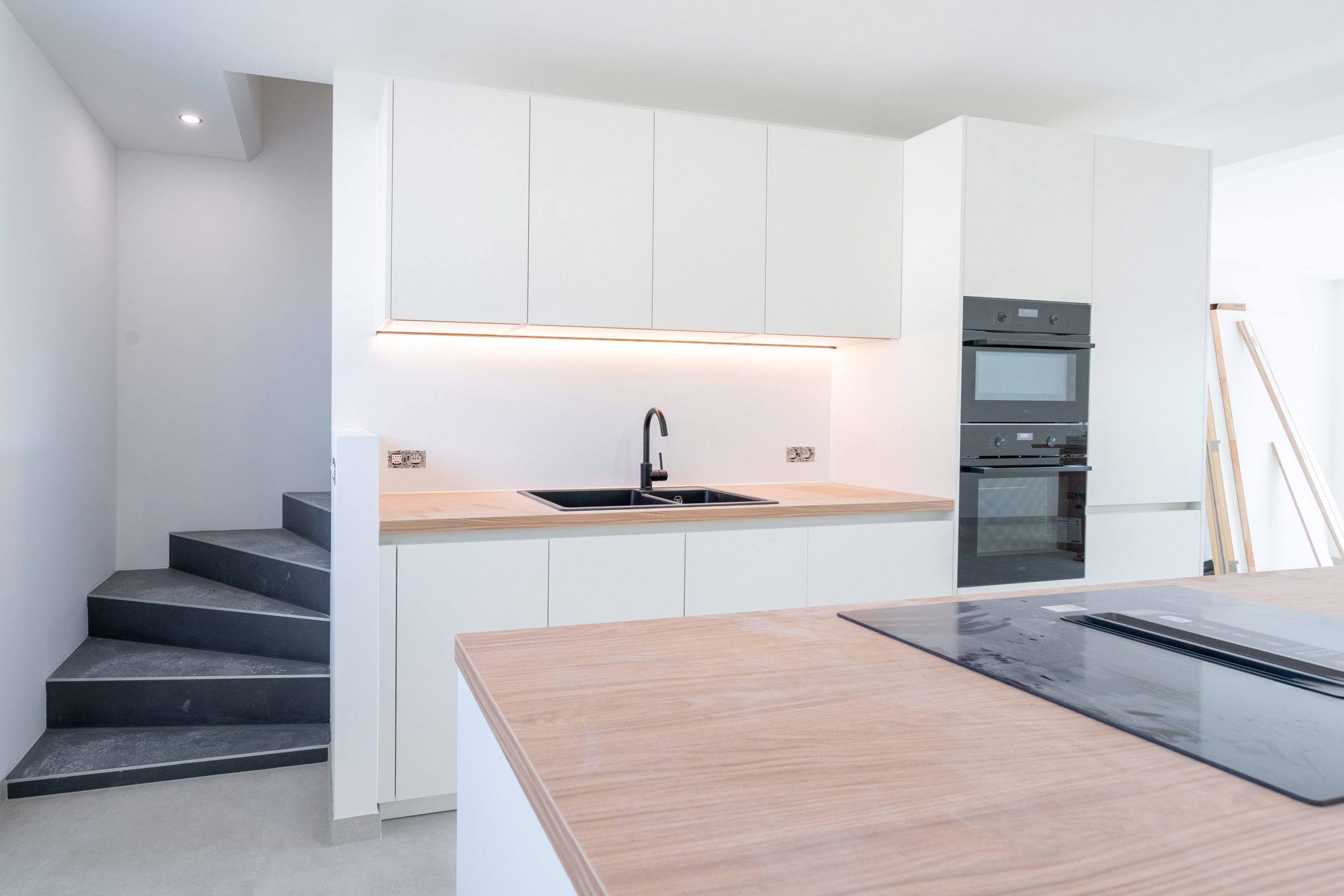 Energiezuinige duplex met terras en staanplaats - foto 2