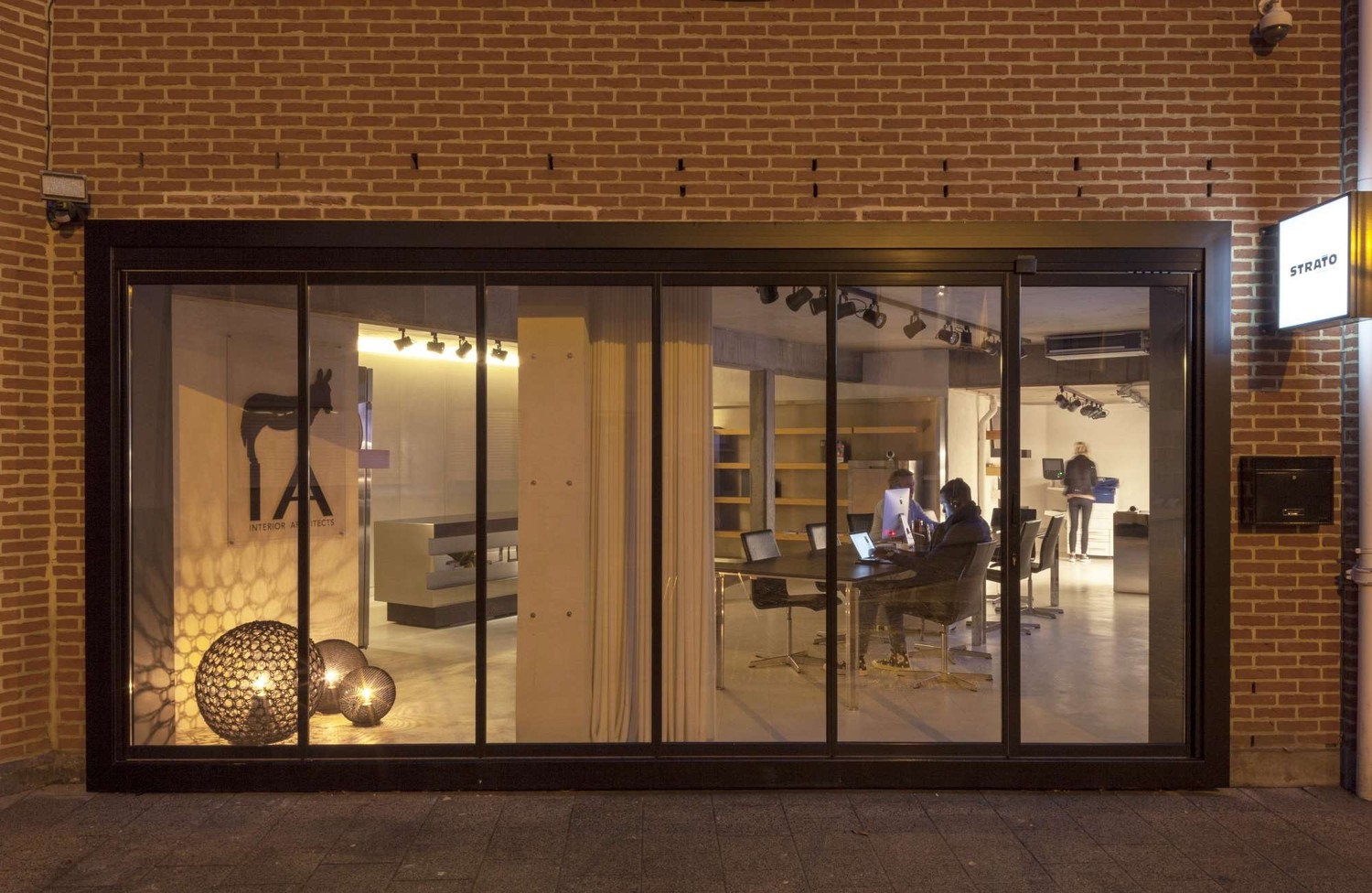 Polyvalent en volledig ingericht gelijkvloers - foto 2