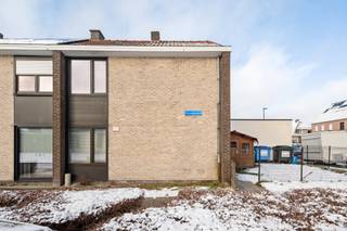 Stadswoning met 3 slaapkamers in Schorvoort.Deze stadswoning is gelegen in het rustige en aangename Schorvoort en biedt een praktische indeling met...