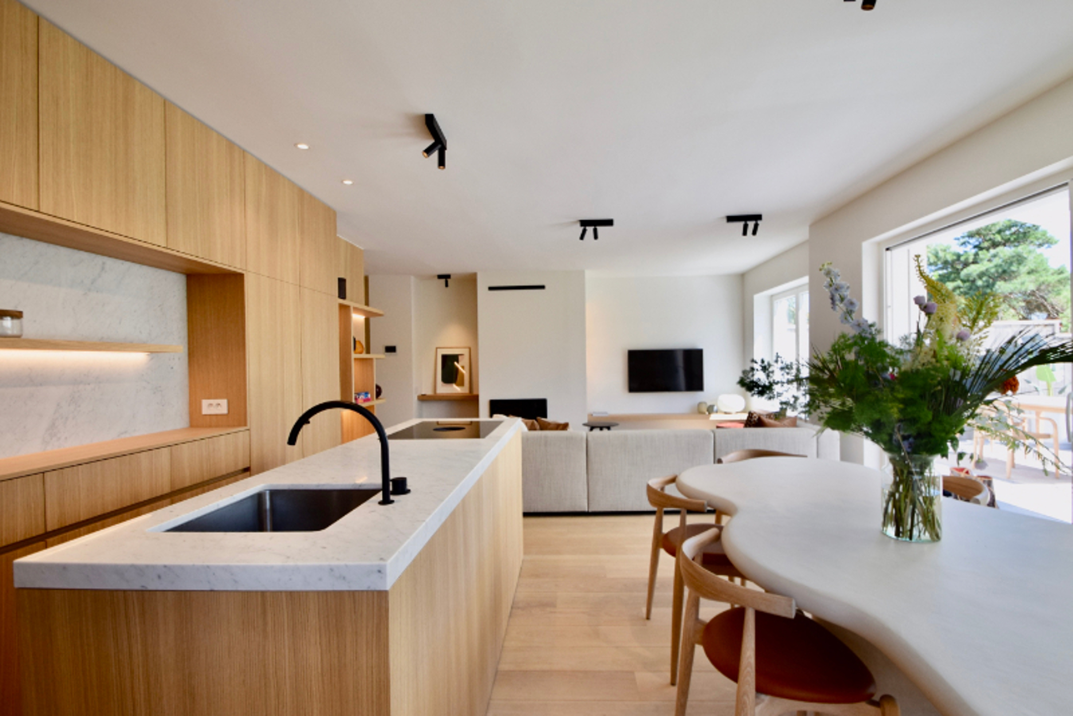 Subliem tuinappartement met zonneterras van 72m²  in een karaktervolle villaresidentie in een paadje. - foto 4