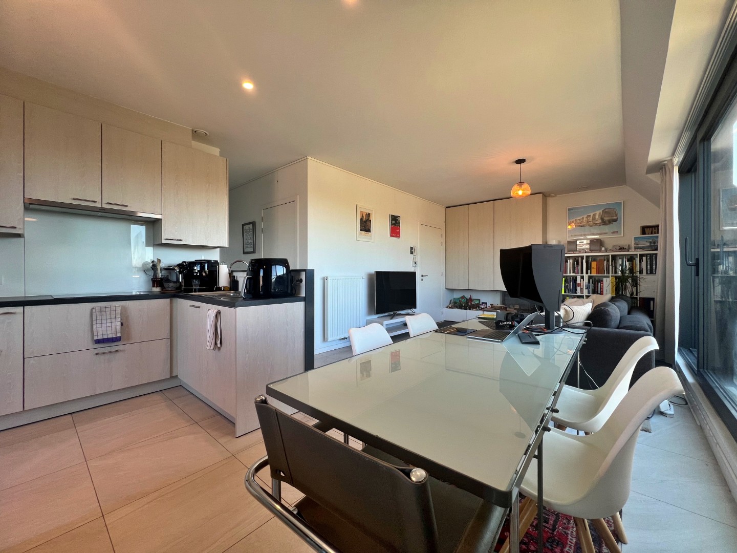 Recent 2-slaapkamer appartement met verschillende terrassen, een kelderberging en een parkeerplaats - foto 3