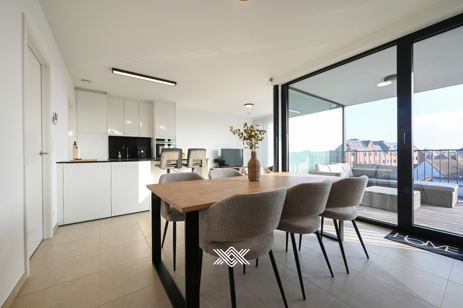 Lichtrijk appartement met twee slaapkamers en zonnig terras - foto 4