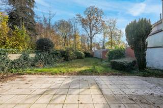 Te koop: gesloten bebouwing in het hart van Moerzeke, op een toplocatie in het centrum. Dit unieke project bestaat uit twee afzonderlijke woningen,...