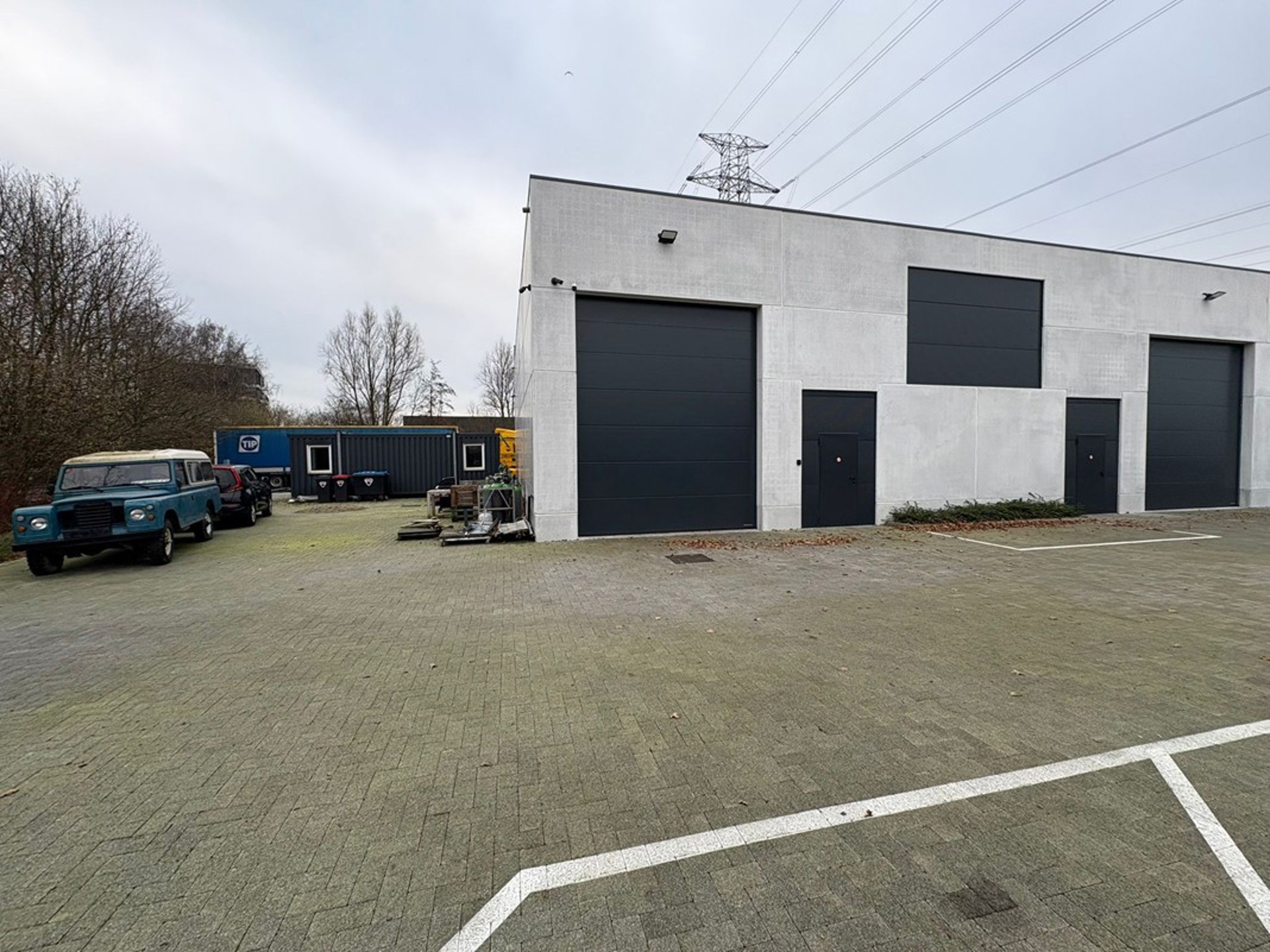 Moderne KMO unit (430m²) te huur. - foto 5