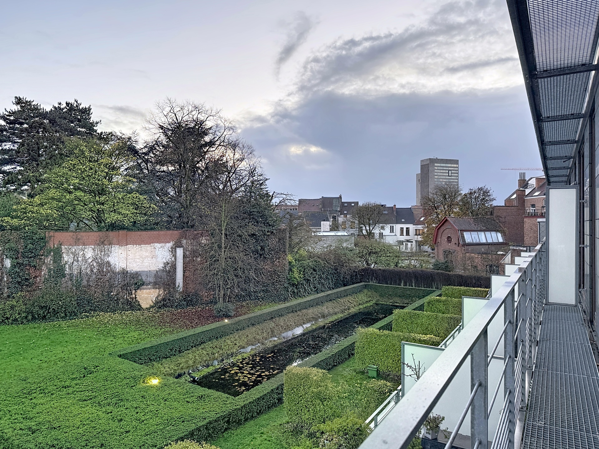 Appartement à louer à Gand avec 3 chambres - photo 2