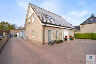 Statige, ruime villa met grote loods en ingerichte studio.Deze mooie  en ruime villa biedt een uitzonderlijke combinatie van wonen en werken. De...