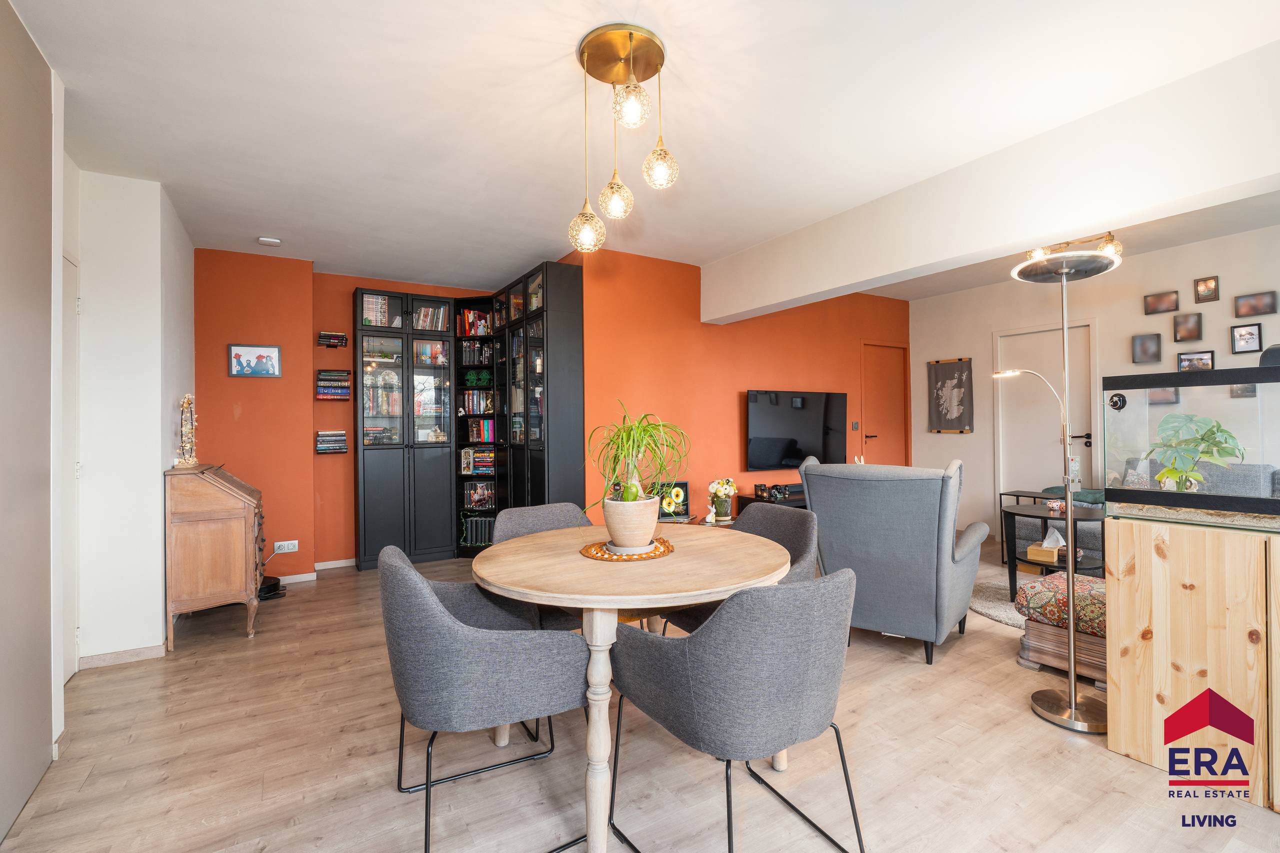 Instapklaar hoekappartement met 3 slpk &amp; berging in Aalst - foto 5