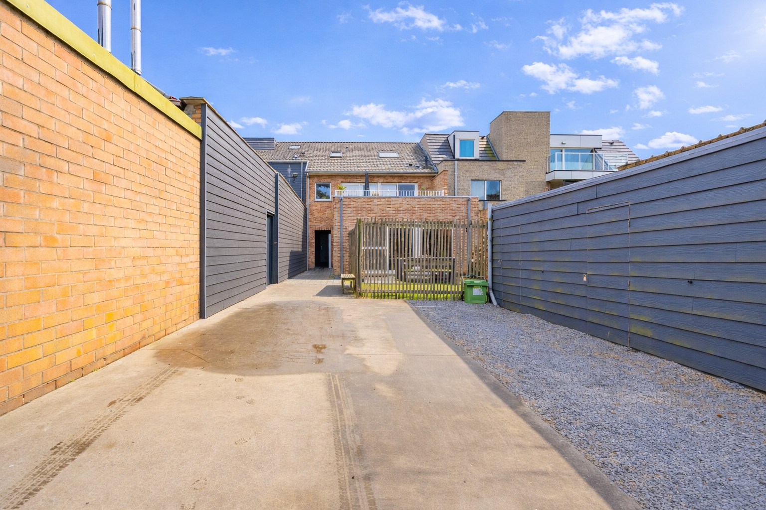 Perfect draaiende bakkerij/handelspand te Ertvelde ! - foto 2