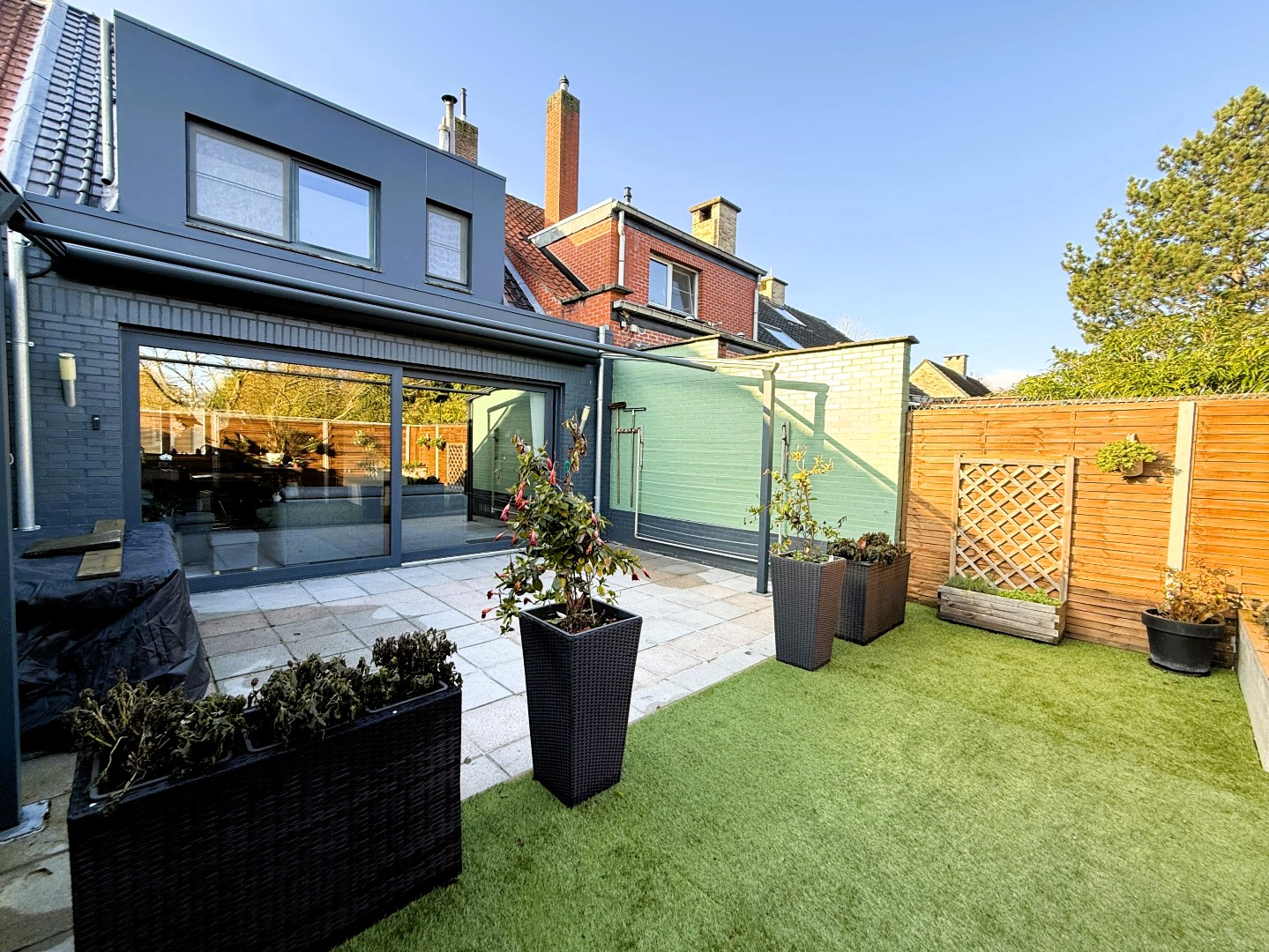 House for sale in Brasschaat with 3 bedrooms - photo 2