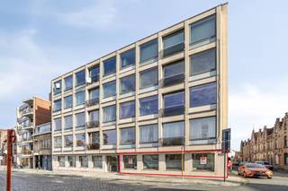 Are you looking for a strategically located and flexibly deployable building in the heart of the city? Then this commercial property, built in...