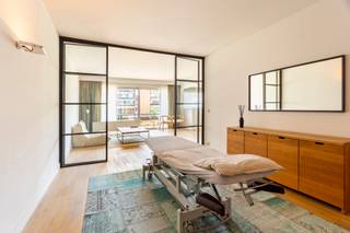 Ruim kantoor van ca 153 m² aan de Ruggeveldlaan in Deurne. De nabijheid van enkele grote invalswegen en openbaar vervoer zorgt voor een...
