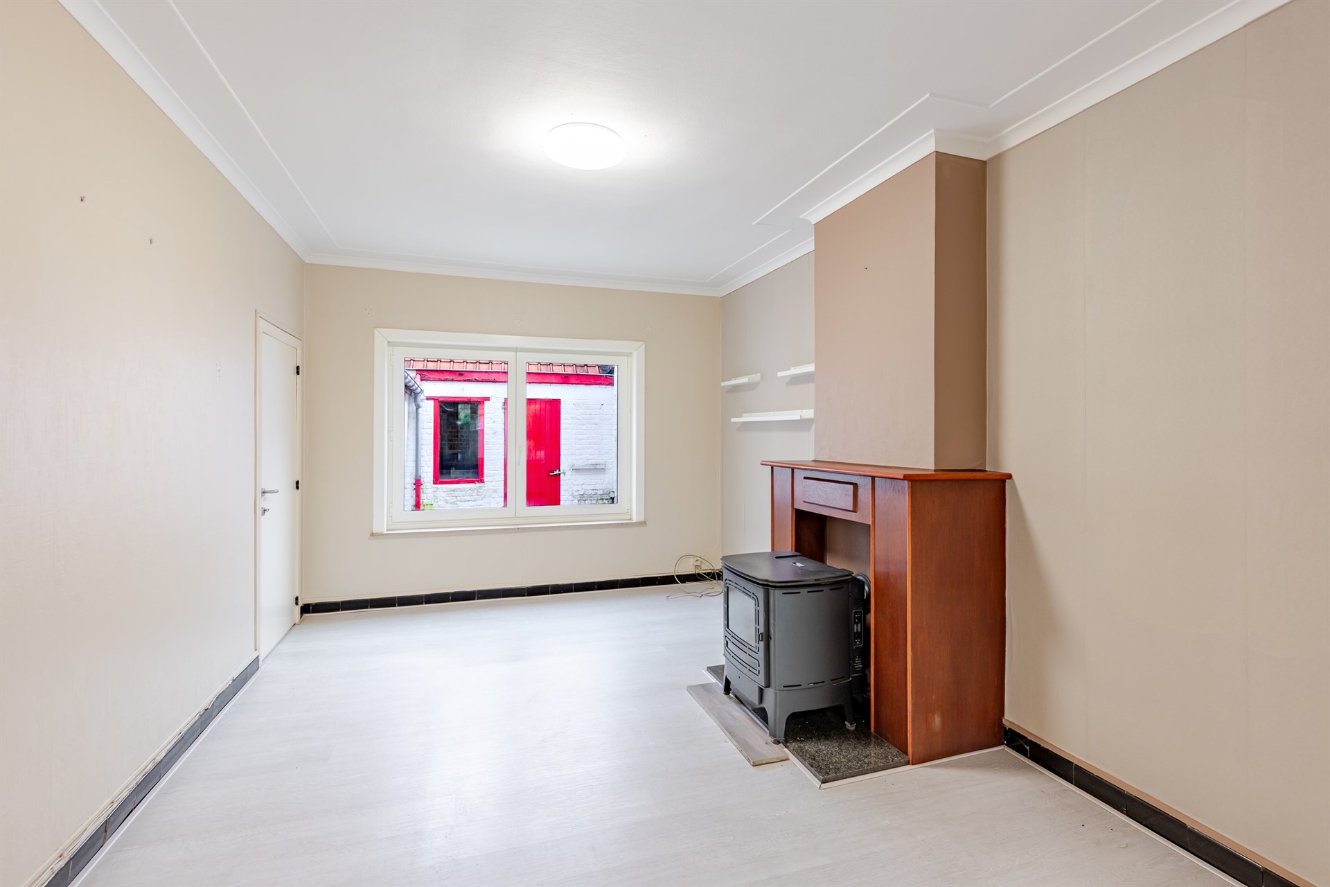 Op te frissen woning met twee slaapkamers en garage te Hofstade - foto 4