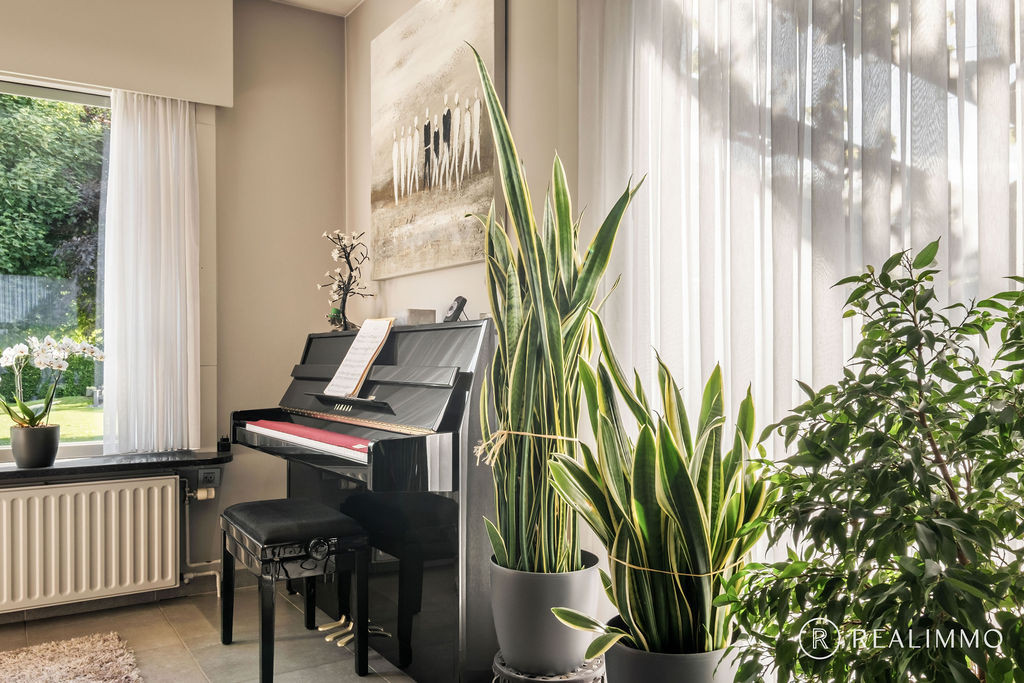 Alleenstaande instapklare woning op 1.483 m² in rustige ligging te Deerlijk! - foto 4