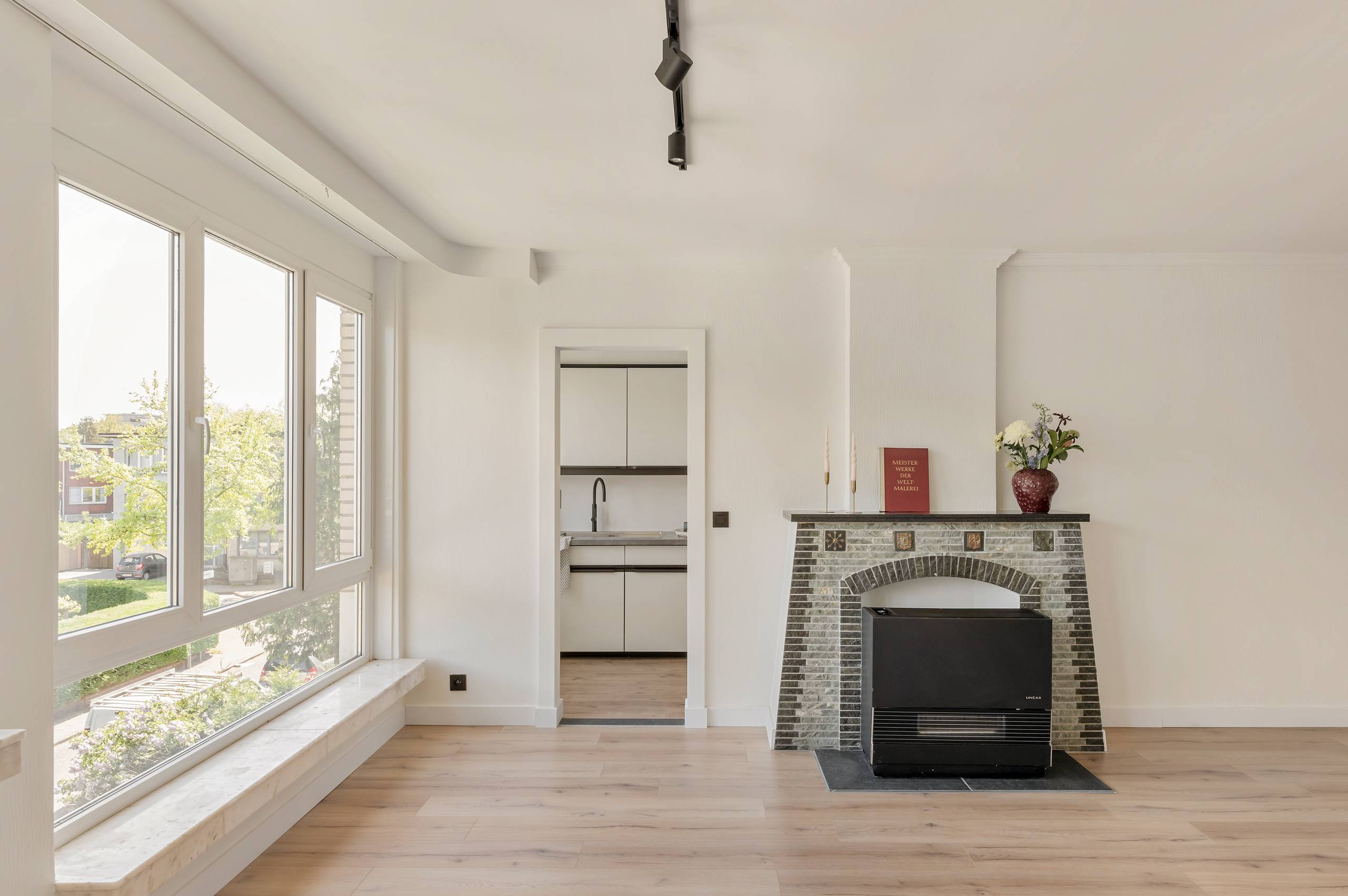 Instapklaar en licht: wonen in een stille straat in Deurne - foto 4