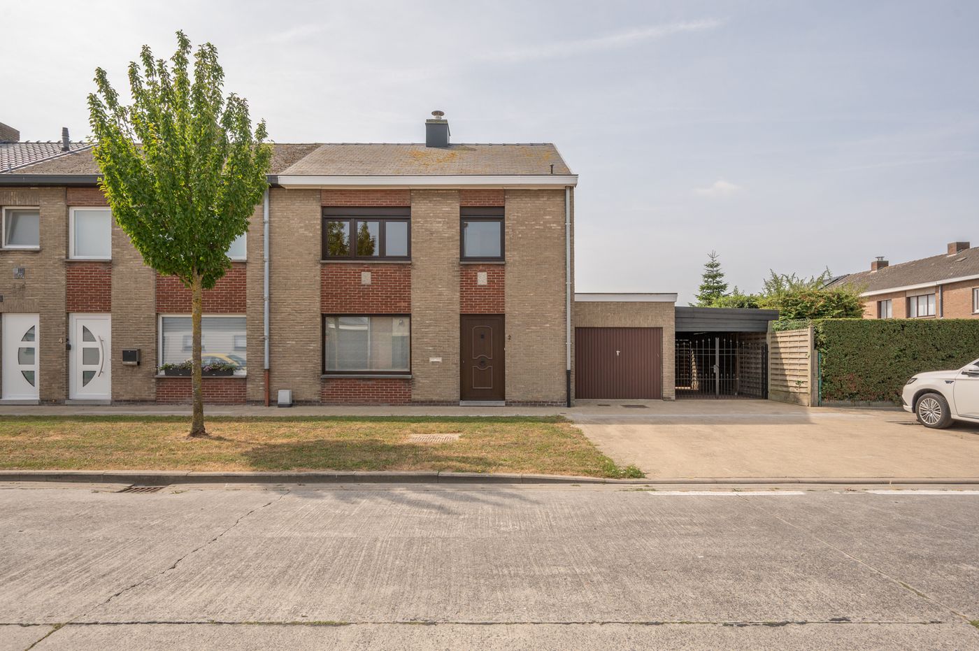 Charmante woning met 3 slaapkamers, garage en tuin - foto 1