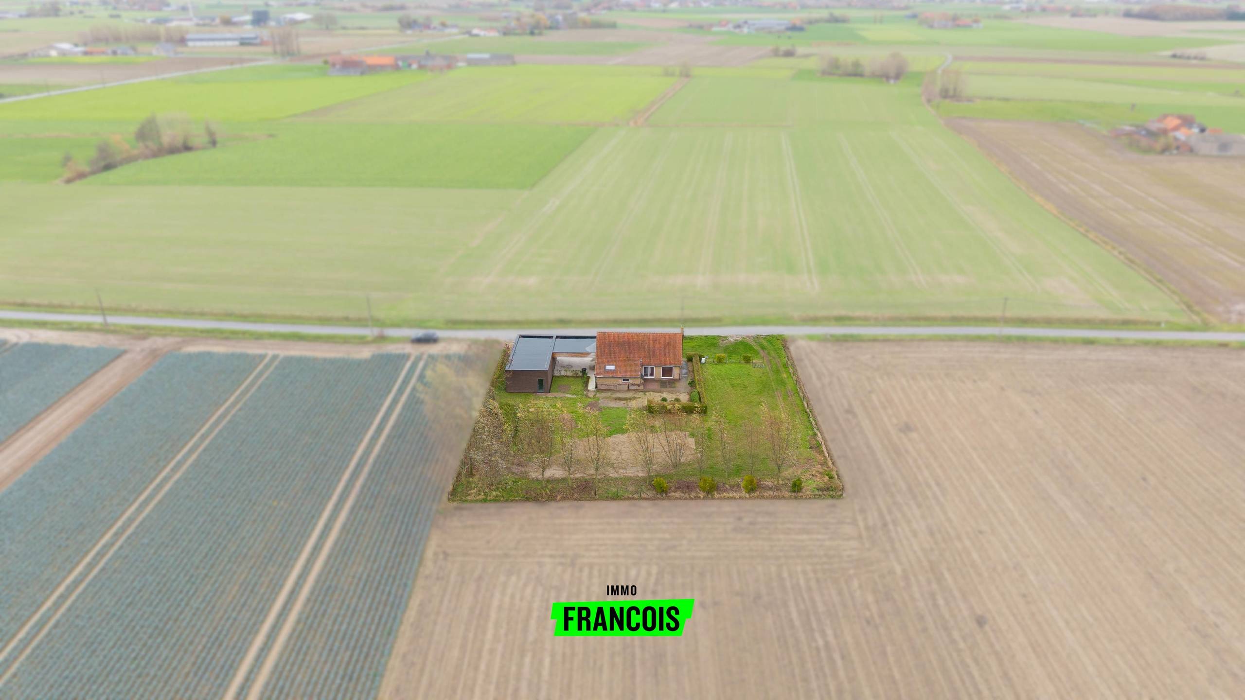 Grondig te renoveren woning met landelijke verzichten in Stavele - foto 2