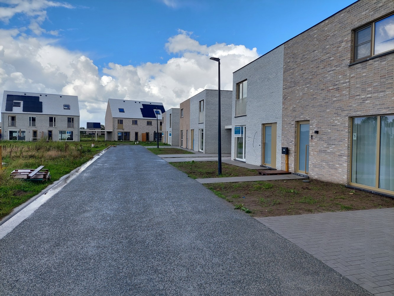 Energieneutrale gesloten bebouwing, rustig gelegen - foto 4