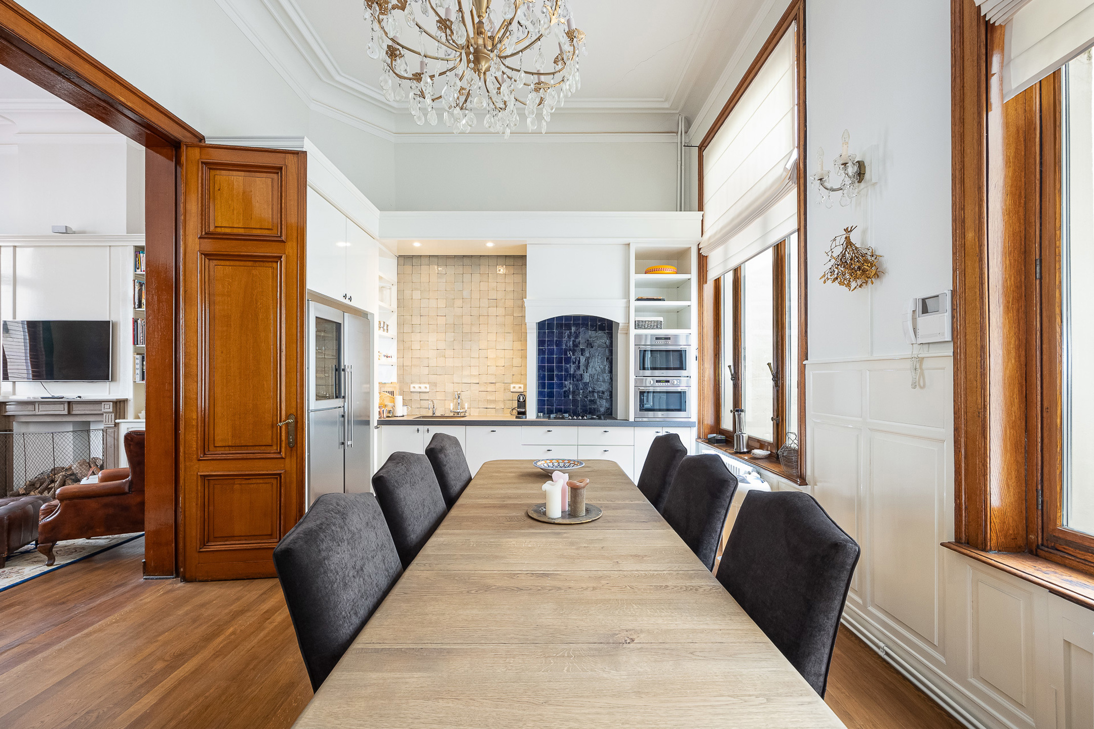 ANTWERPEN - Majestueus karaktervol appartement - foto 1