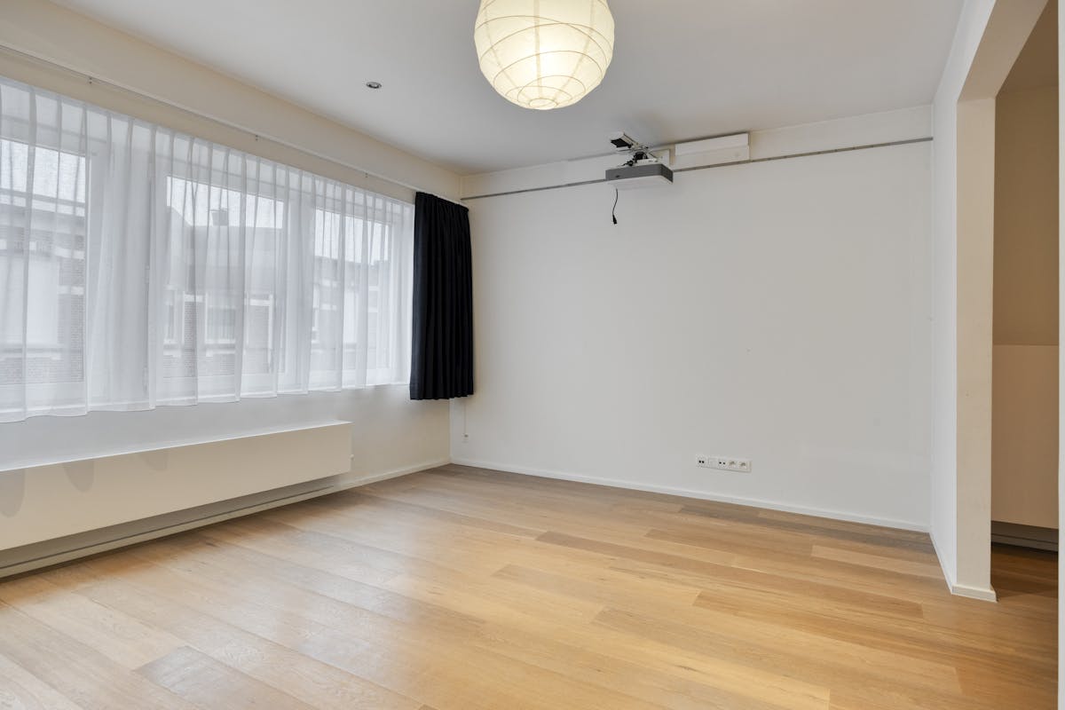 Ruim instapklaar huis in Deurne met garage! - foto 5