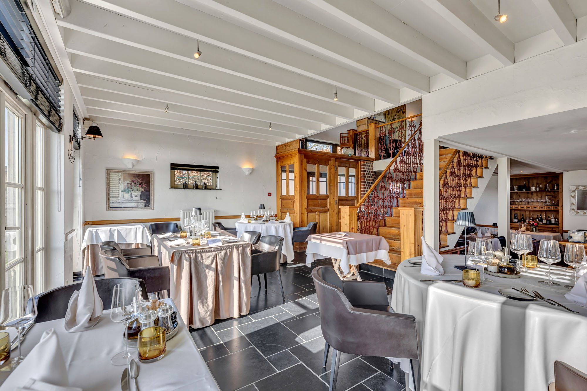 Exclusieve eigendom te Gooik met tal van mogelijkheden - foto 3