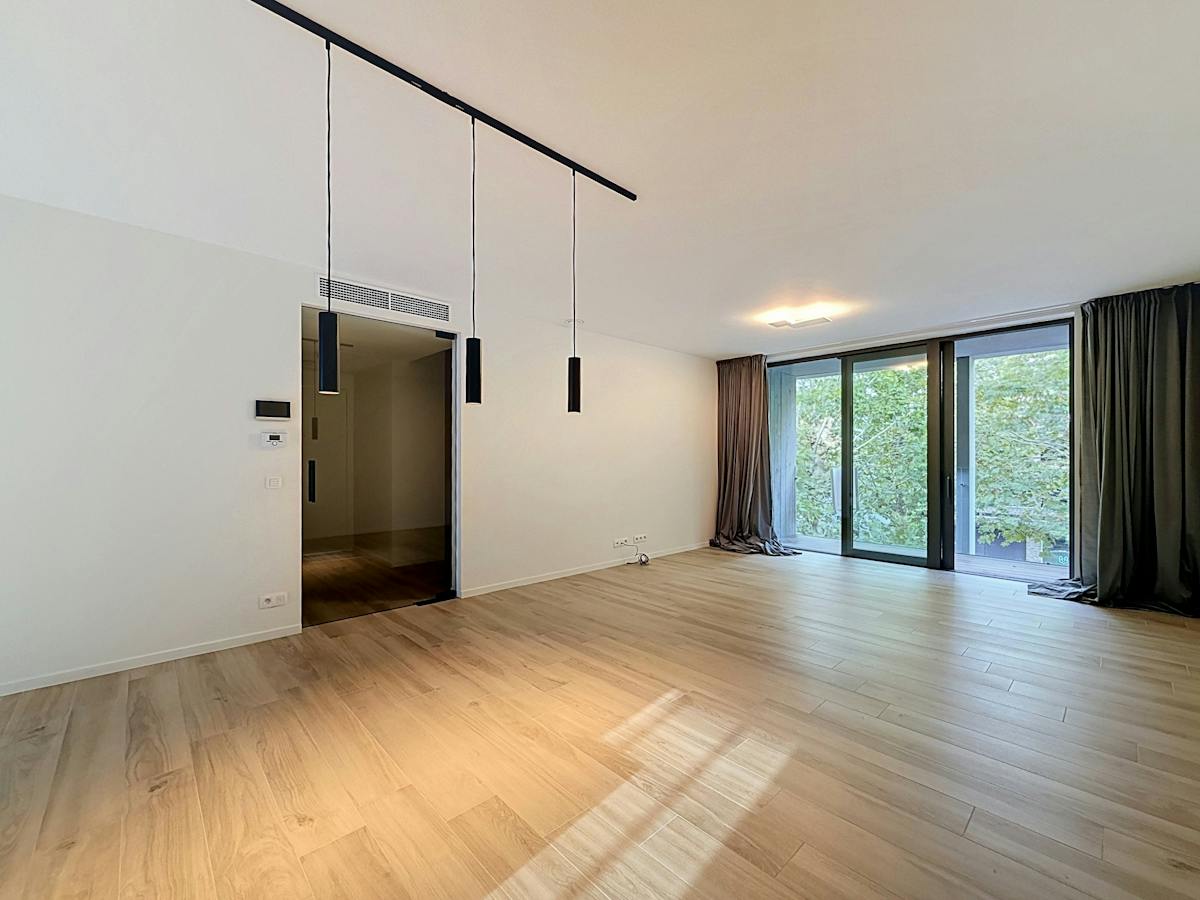 Stylish apartment for rent at the Broel Towers in Kortrijk! - photo 4