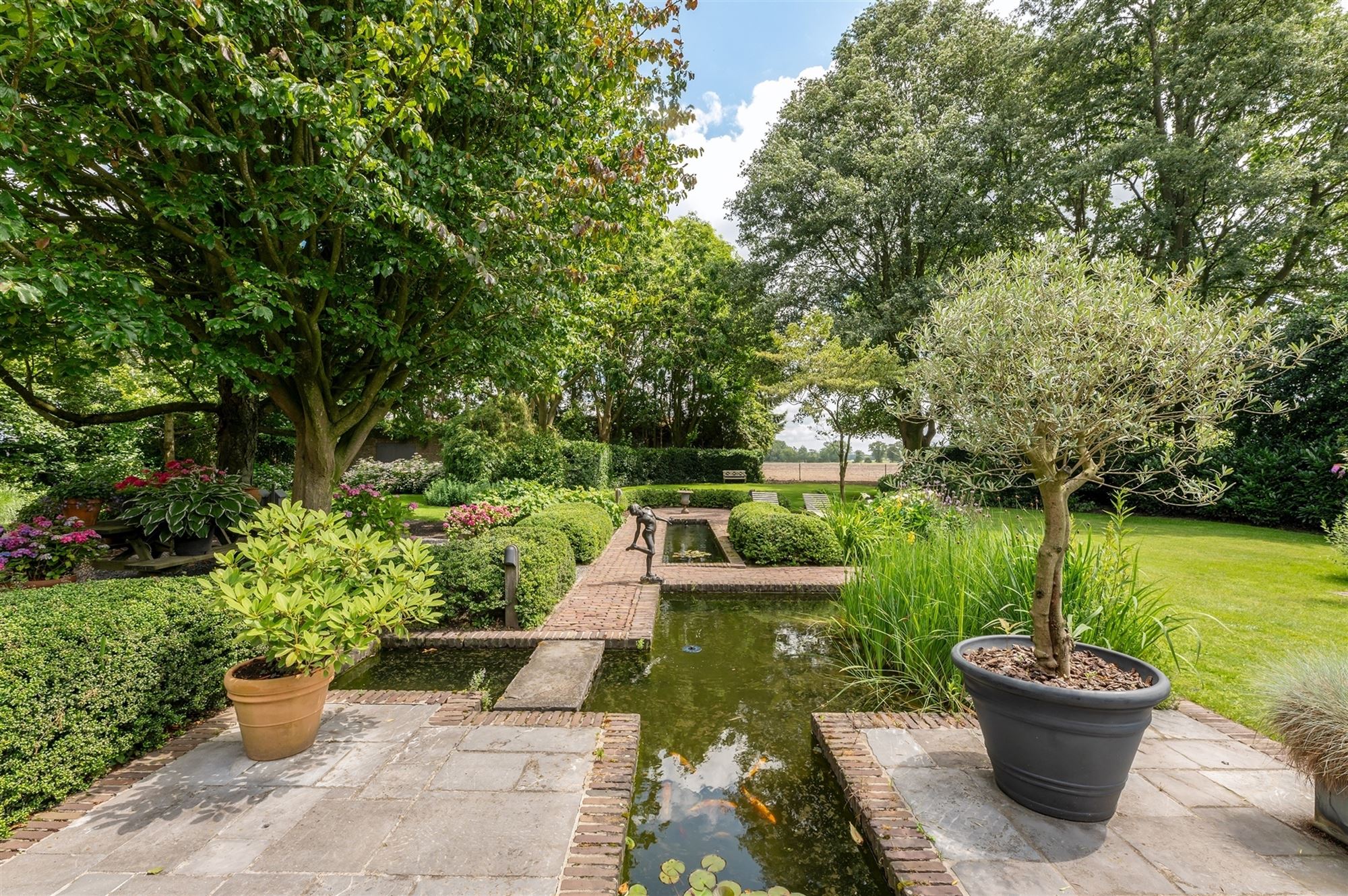 Ruime villa met kantoor of praktijk aan huis - foto 4