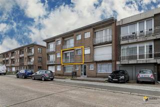 Instapklaar appartement (76 m²) met 2 slaapkamers, garagebox en 2 terrassen in Kapellen. De ligging nabij het dorpscentrum van Kapellen zorgt voor...