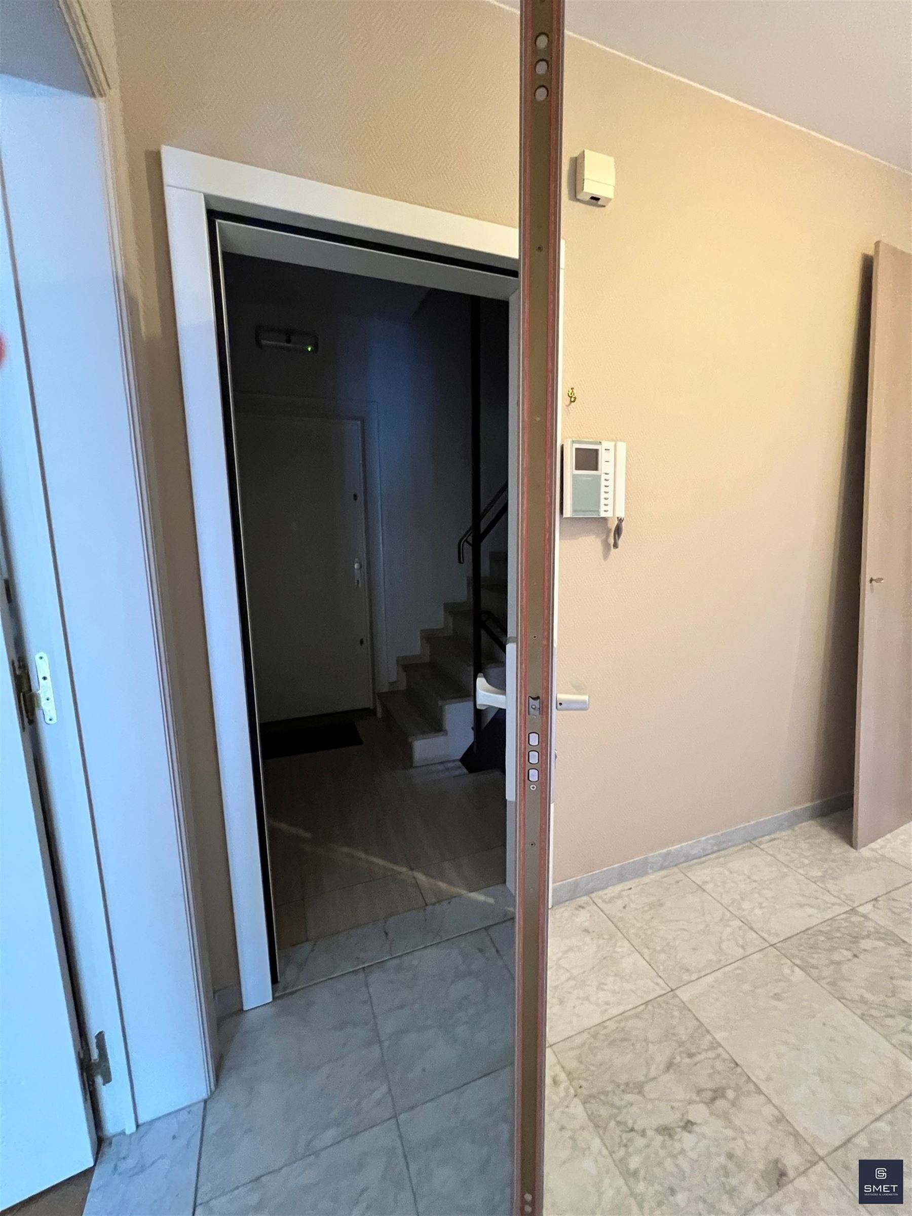 RUIM EN LICHTRIJK HOEKAPPARTEMENT OP TOPLOCATIE - foto 5