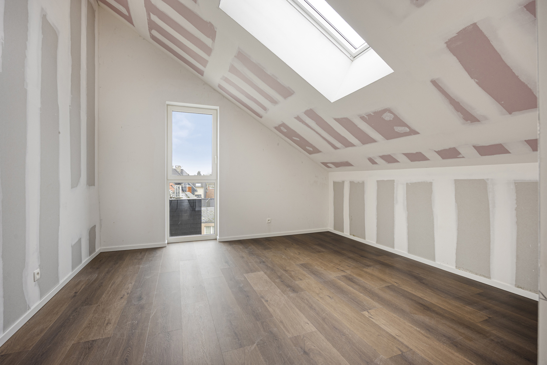 Zeer ruim  BEN appartement met 2 slaapkamers &amp; groot terras  - foto 5