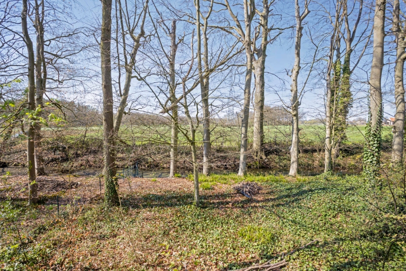 Bouwgrond voor open bebouwing op perceel van 1277m² - photo 3