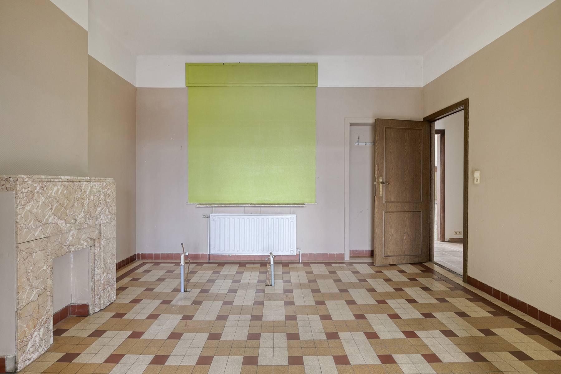 Eengezinswoning met 3 kamers, inrichtbare zolder en tuin - foto 4