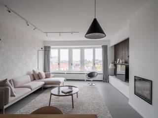Omgeving Sint-Pietersstation. Stijlvol en architecturaal gerenoveerd appartement met 2 volwaardige slaapkamers, privatieve staanplaats en een...