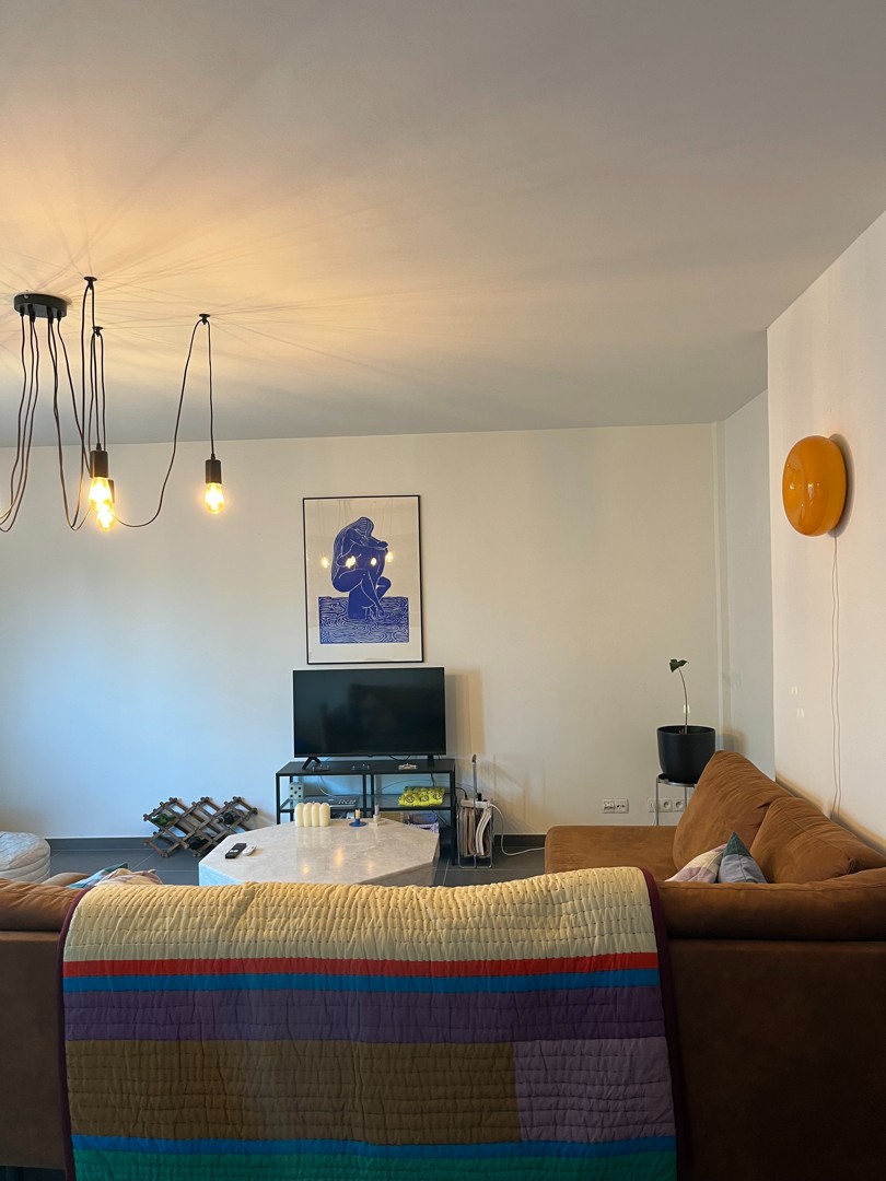 Stijlvol en lichtrijk appartement met garage te huur in hartje Gent - foto 2