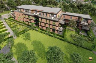 <p><span>Ontdek woondomein RIVA, een uniek nieuwbouwproject vlak naast de Sint-Pieterskerk aan de Naamsesteenweg in Sint-Truiden. Hier woont u in alle rust, met een open zicht op de kerk en een zonnige, zuidgerichte gevel die zorgt voor een warme en lichtrijke leefomgeving.</span></p><p><span> </span></p><p><span>RIVA combineert het beste van twee werelden: een groene, open omgeving rondom het gebouw én een centrale ligging vlak bij alle voorzieningen. De ruime buitenzones creëren een gevoel van vrijheid en comfort, midden in de stad.</span></p><p><span> </span></p><p><span>De appartementen, met oppervlaktes van 79 m² tot 121,3 m², zijn ontworpen met oog voor hedendaags wooncomfort en maximale energiezuinigheid. Zo zijn alle units standaard uitgerust met een warmtepomp (die ook kan koelen), zonnepanelen en een systeem voor regenwaterrecuperatie. Dit resulteert niet alleen in een duurzame woonst, maar ook in een aanzienlijk lagere energiefactuur.</span></p><p><span> </span></p><p><span>Daarnaast wordt er gewerkt met ruime afwerkingsbudgetten, zodat u uw appartement volledig naar eigen smaak kunt personaliseren.</span></p><p><span> </span></p><p><span>JBK Projectbouw staat garant voor kwaliteit en persoonlijke begeleiding. U geniet van rechtstreeks contact met de zaakvoerders en een eigen werfleider die de werken bijna dagelijks opvolgt. Elk detail wordt nauwgezet gecontroleerd om een hoogstaand eindresultaat te verzekeren.</span></p><p><span> </span></p><p><span>Kortom, RIVA biedt u een energiezuinige, comfortabele en stijlvolle woonoplossing op een toplocatie in Sint-Truiden.</span></p><p><span> </span></p><p><span>Dit specifieke appartement (2.04) is gelegen op de tweede verdieping. Het betreft een tweeslaapkamer-appartement. </span></p><p><span>Het appartement heeft met zijn 99m² een ruime bewoonbare oppervlakte en geniet door de grote raampartijen van veel lichtinval.</span></p><p><span>Aansluitend op de leefruimte tref je een ruim zuid georiënteerd terras aan. <br /><br /></span></p><p><span>De ruime bewoonbare oppervlakte in combinatie met het ruime terras maakt van dit appartement een unieke wooneenheid.</span></p><p><span><br /></span><span>Belangrijk! In de weergegeven prijzen zit een ondergrondse autostaanplaats en kelderberging begrepen!</span></p><p><span> </span></p><p><span>Heb je interesse en wil je graag het lastenboek en de indelingsplannen in detail doornemen? Bel ons op 012 26 22 05 of op 0474 692 386 voor een afspraak.</span></p>