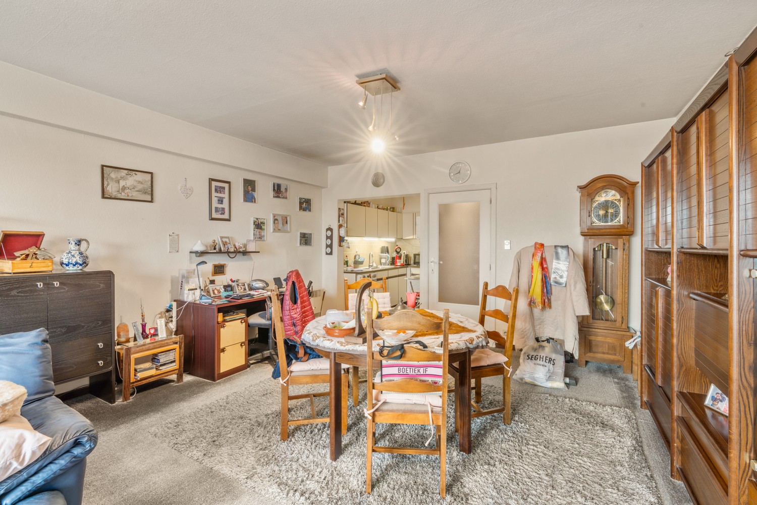 2-slaapkamer appartement met balkon, centraal gelegen - foto 4