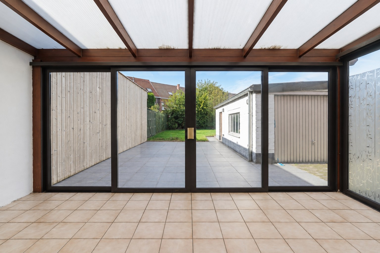 Gerenoveerde woning met diepe tuin en garage in Zelzate - foto 4