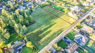 Mooi perceel voor open bebouwing in rustige straat vlak bij het centrum van Schiplaken Op zoek naar een mooi perceel in een rustige buurt? Dan is dit...