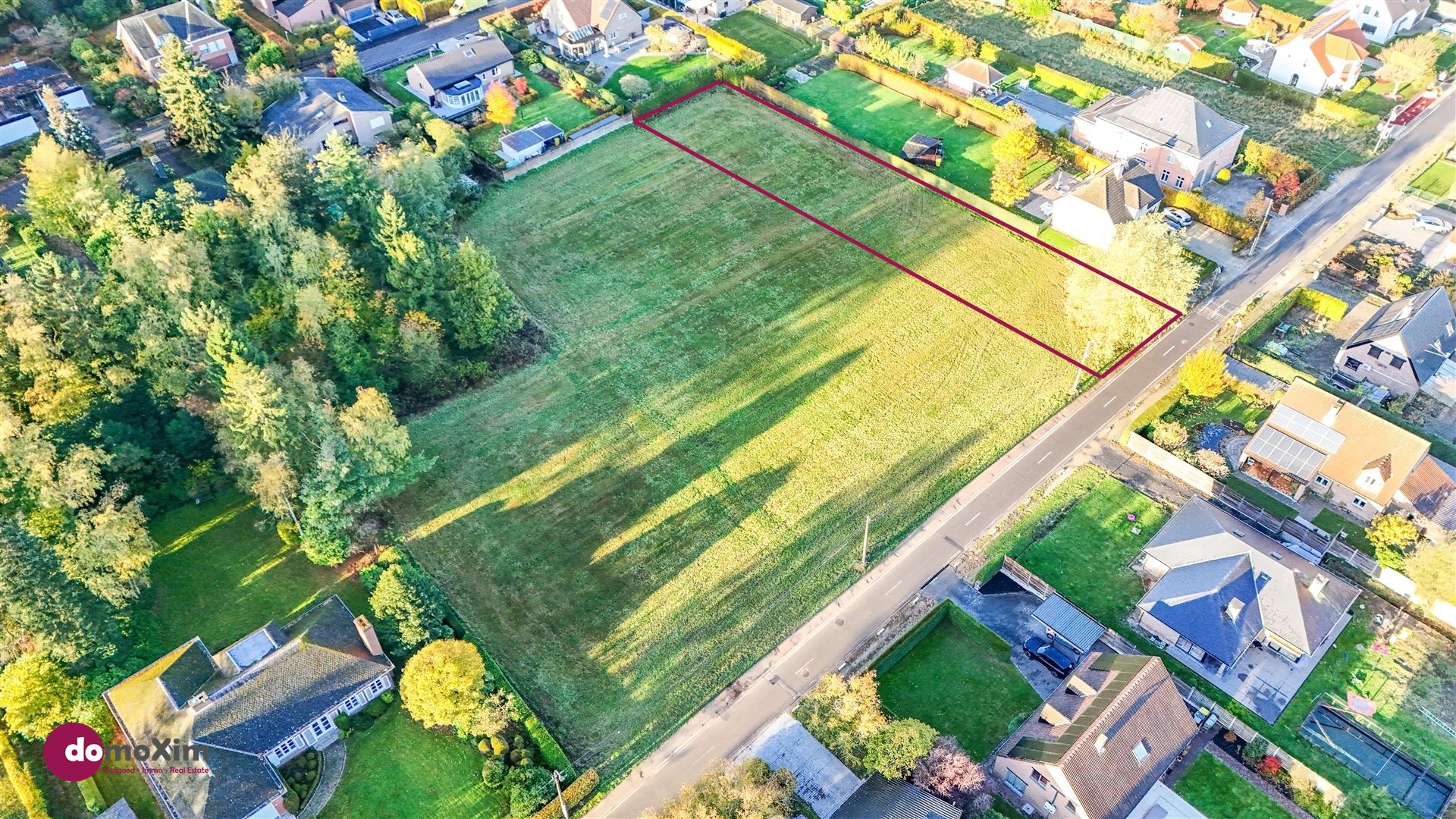 Mooi perceel voor open bebouwing in rustige straat vlak bij het centrum van Schiplaken - foto 1