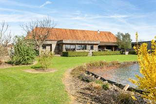 Unieke hoeve met horeca, op idyllische toplocatie in Mont-de-L’Enclus. Droomt u van rust, ruimte en een adembenemend uitzicht op het groen? Dan...