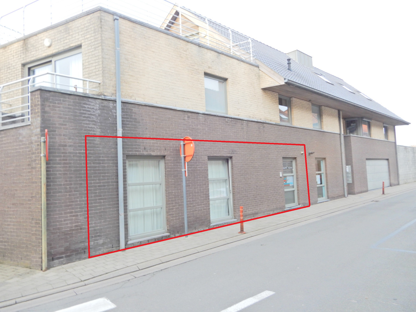 Commercial à louer à Meulebeke - photo 1