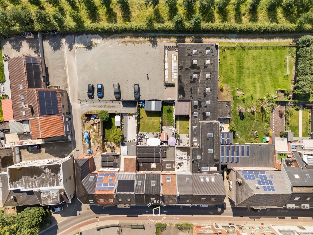 ERG RUIME KWALITATIEF VERHUURDE HANDELSWONING + GROND OF PARKING 12a23ca - foto 4