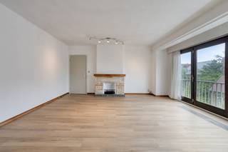 Appartement à vendre sur la Polenlaan à quelques pas du centre d'Ypres. Grâce à son aménagement pratique, à ses espaces de vie lumineux et à...