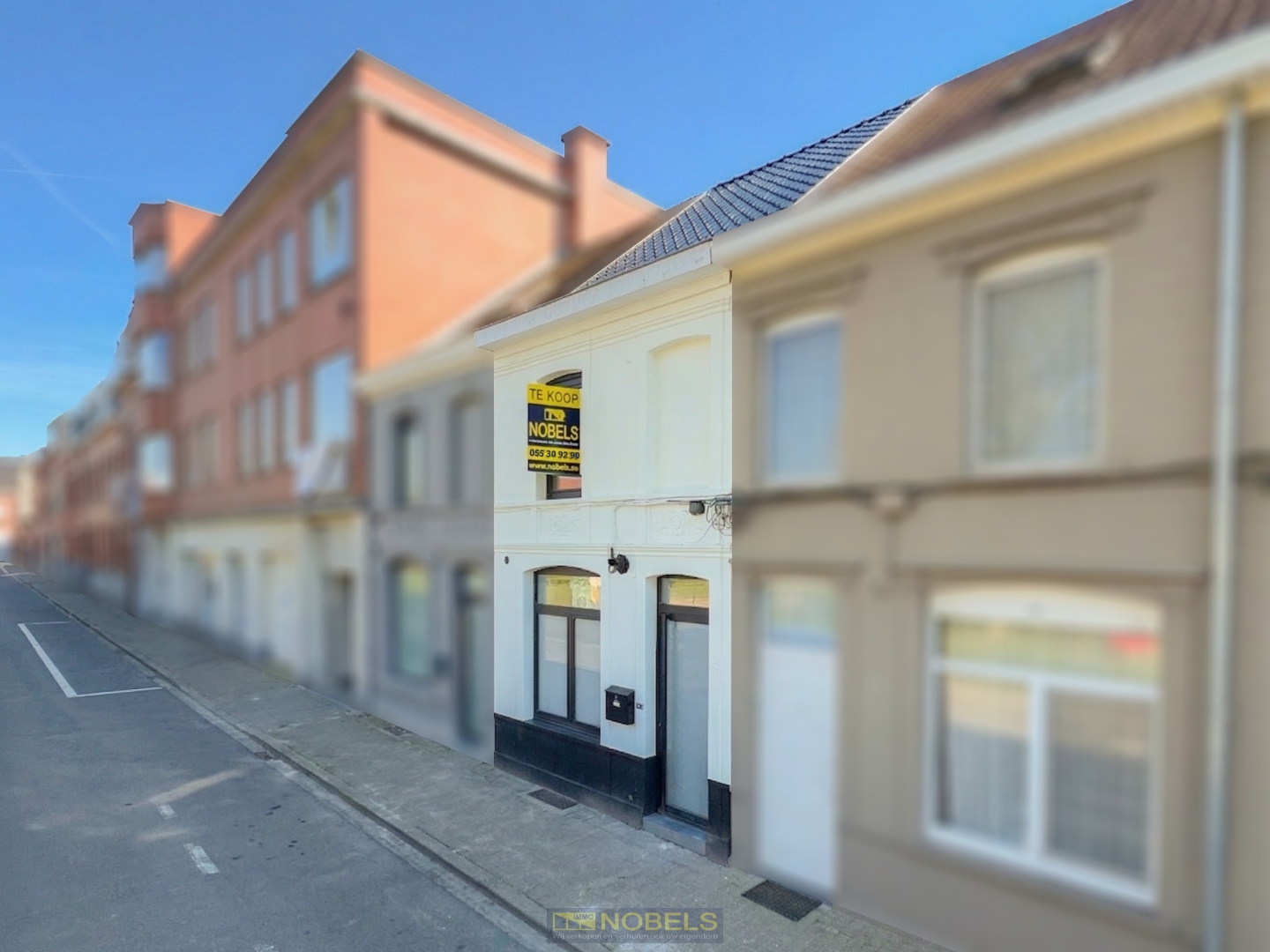 À vendre, maison de ville entièrement rénovée et économe en énergie avec cour à Renaix ! - photo 1