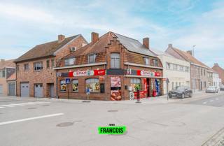 Op zoek naar een eigendom waar wonen en ondernemen perfect samenkomen? Dit veelzijdige handelspand met ruim appartement en magazijn ligt in...