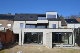 DESTELBERGEN: vlakbij natuurgebied Damvallei: nieuwbouwappartement op de tweede verdieping met zuidgericht terras in een kleinschalig gebouw...