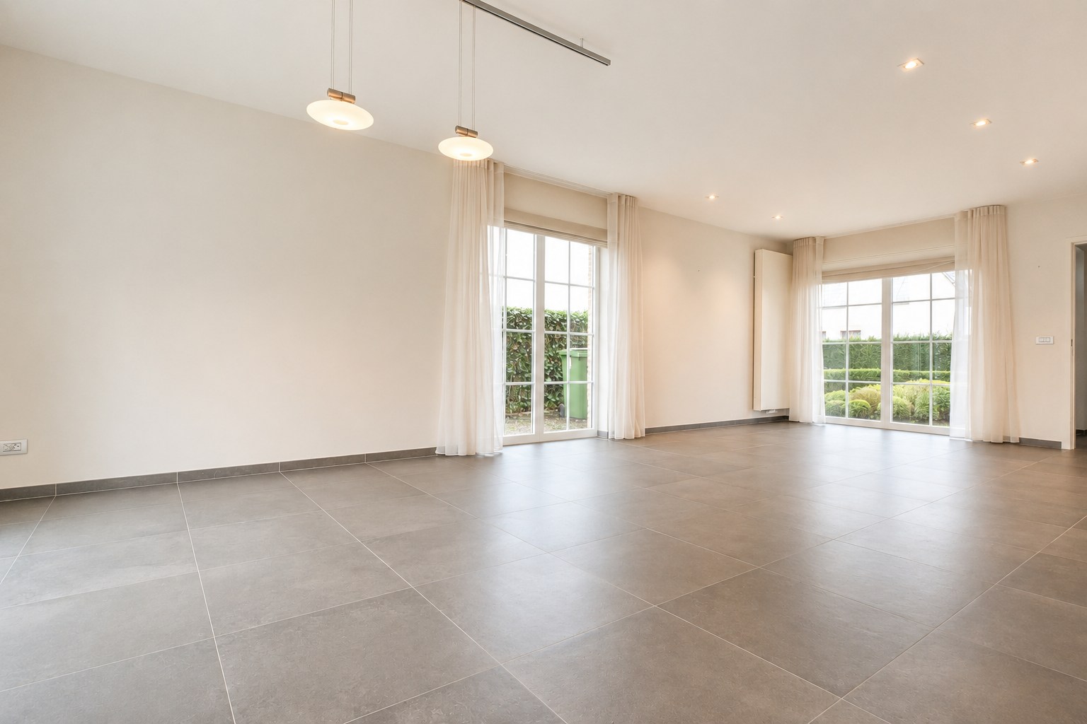 Halfopen bebouwing met tuin en garage te Moerkerke - foto 4