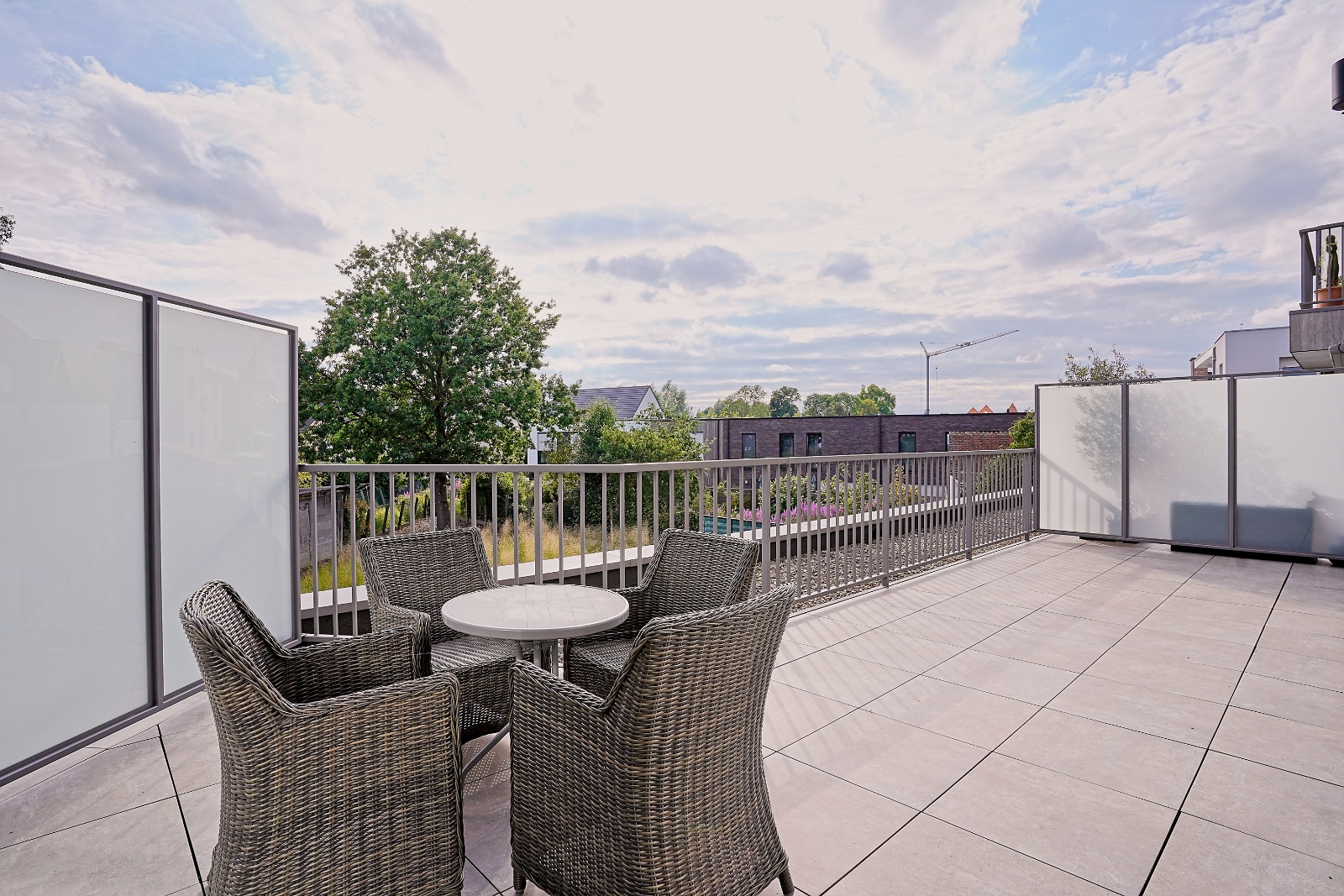 Recent appartement met 2 slaapkamers te huur in centrum Opwijk - foto 4