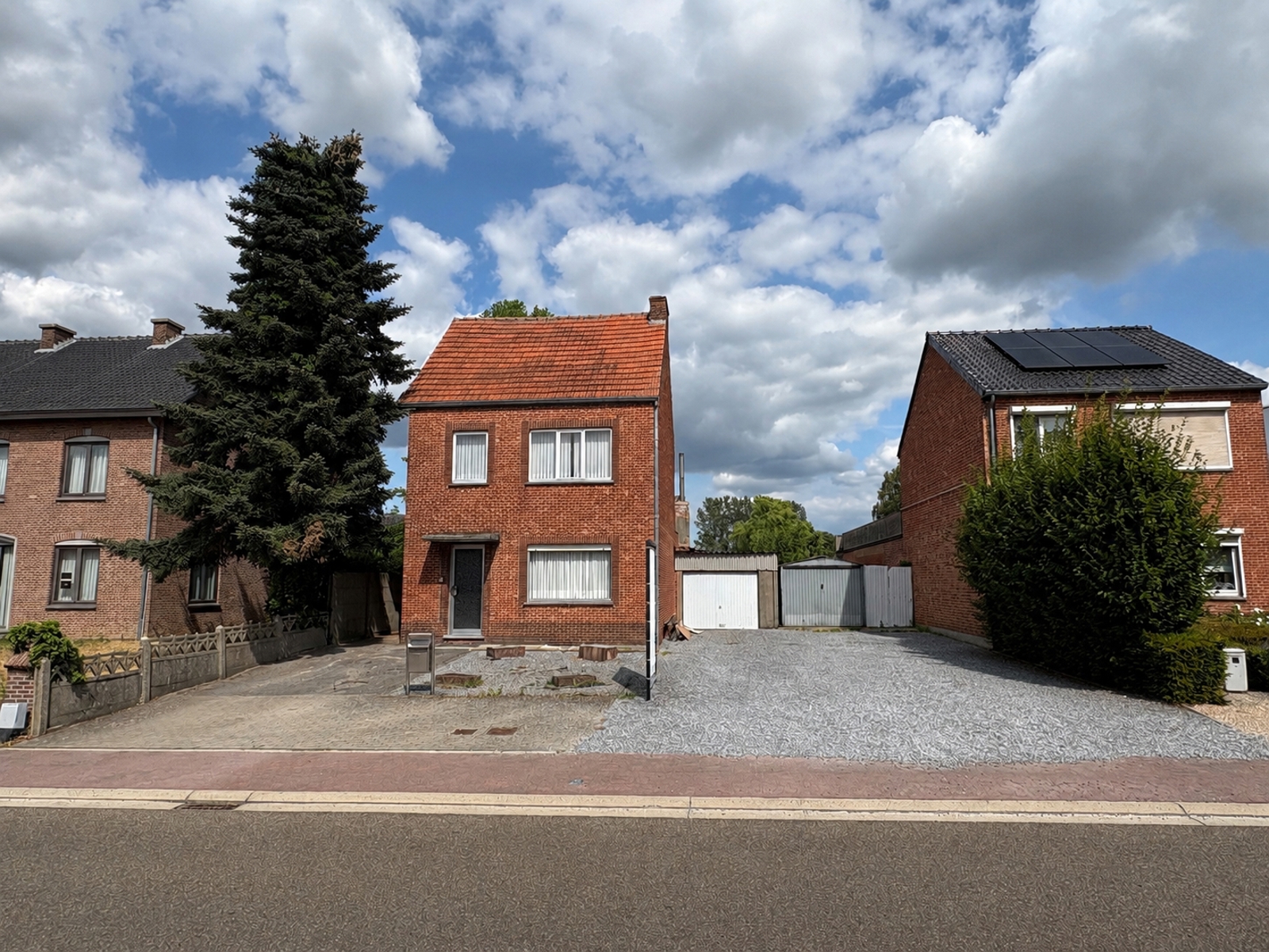 Huis te koop in Diepenbeek met 3 slaapkamers - foto 2